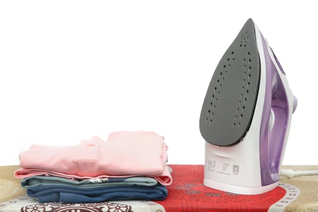 So sánh giá Bàn ủi hơi nước Philips DST1040/30 2000W rẻ nhất? - Ảnh 15