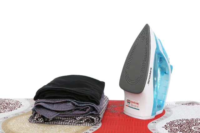 So sánh giá Bàn ủi hơi nước Sunhouse SHD2065 1600W rẻ nhất? - Ảnh 14