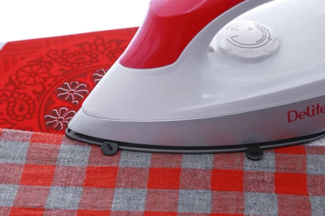 So sánh giá Bàn ủi khô Delites BUK03 1100W rẻ nhất? - Ảnh 16