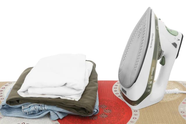 So sánh giá Bàn ủi hơi nước BlueStone SIB-3879 2400W rẻ nhất? - Ảnh 20