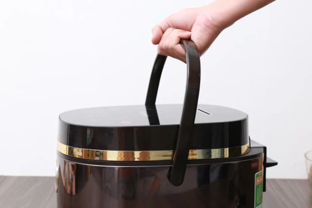 So sánh giá Nồi cơm cao tần Kangaroo 1.8 lít KG599N rẻ nhất? - Ảnh 18