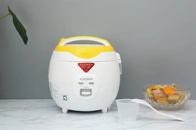 Nồi cơm nắp gài Cuckoo 1.08 lít CR-0671 - Ảnh 16