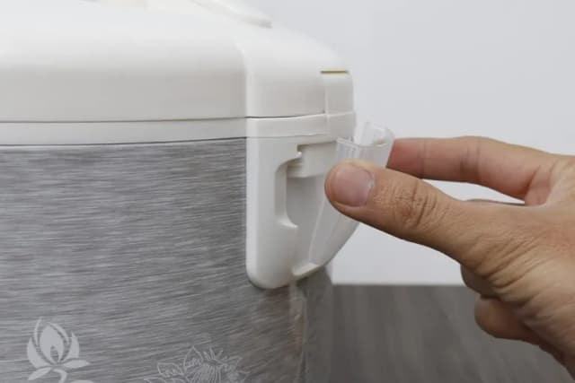 So sánh giá Nồi cơm nắp gài Delites 1.8 lít NCG1805 rẻ nhất? - Ảnh 13