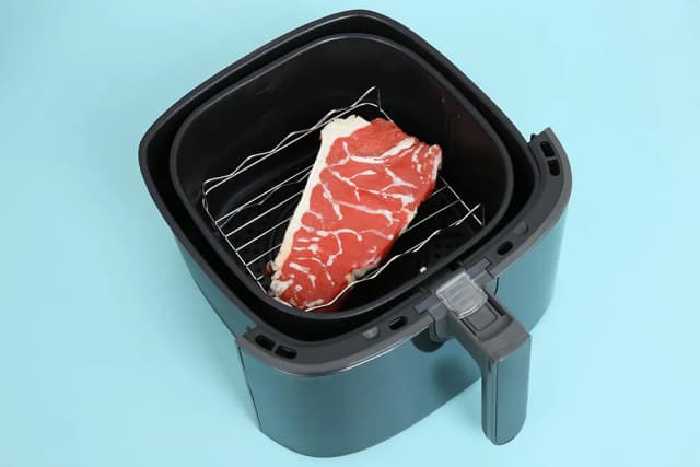 So sánh giá Nồi chiên không dầu Electrolux 5 lít E6AF1-520K rẻ nhất? - Ảnh 17