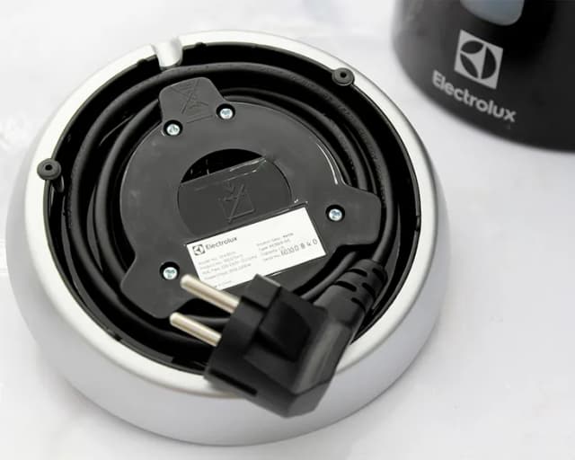 So sánh giá Bình đun siêu tốc Electrolux 1.7 lít EEK3505 rẻ nhất? - Ảnh 20