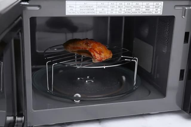 So sánh giá Lò vi sóng có nướng Electrolux EMS2027GX 20 lít rẻ nhất? - Ảnh 19