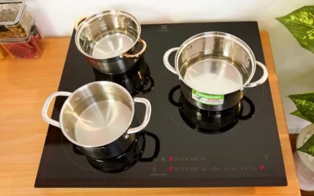 Top 1 so sánh giá Bếp từ 3 vùng nấu lắp âm Electrolux LIT60342 - Tìm sản phẩm giá rẻ nhất - Ảnh 15