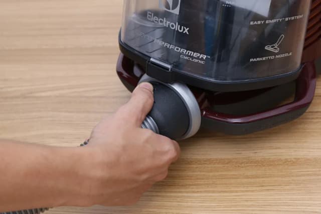 So sánh giá Máy hút bụi dạng hộp Electrolux ZSP4303AF rẻ nhất? - Ảnh 16