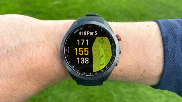 So sánh giá Garmin Golf Approach S70 47mm dây silicone rẻ nhất? - Ảnh 7