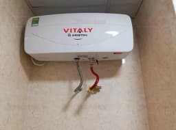 So sánh giá Máy nước nóng gián tiếp Ariston 20 lít 2500W VITALY 20 SLIM 2.5 FE 2024 - Tìm sản phẩm giá rẻ nhất - Ảnh 5