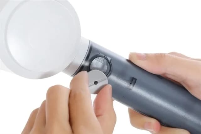 So sánh giá Bàn ủi hơi nước cầm tay Panasonic NI-GHD015WRA 1570W rẻ nhất? - Ảnh 12