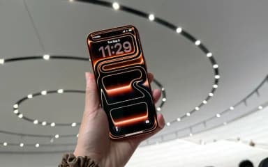 Điện thoại iPhone 17 Pro Max 2TB - 18