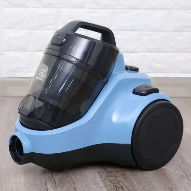 So sánh giá Máy hút bụi dạng hộp Electrolux EC31-2BB rẻ nhất? - Ảnh 12