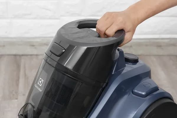 So sánh giá Máy hút bụi dạng hộp Electrolux EC41-2DB rẻ nhất? - Ảnh 18