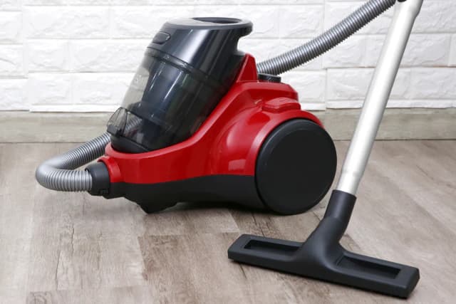 So sánh giá Máy hút bụi dạng hộp Electrolux EC41-6CR rẻ nhất? - Ảnh 12