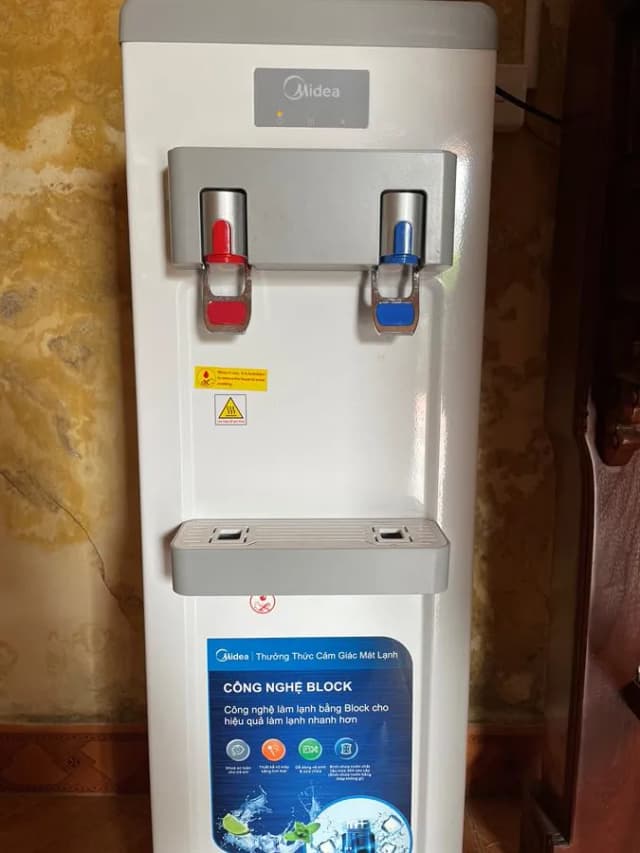 So sánh giá Cây nước nóng lạnh Midea YL1932S 550W rẻ nhất? - Ảnh 2