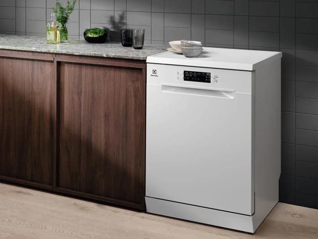 So sánh giá Máy rửa chén độc lập Electrolux ESA47200SW rẻ nhất? - Ảnh 9