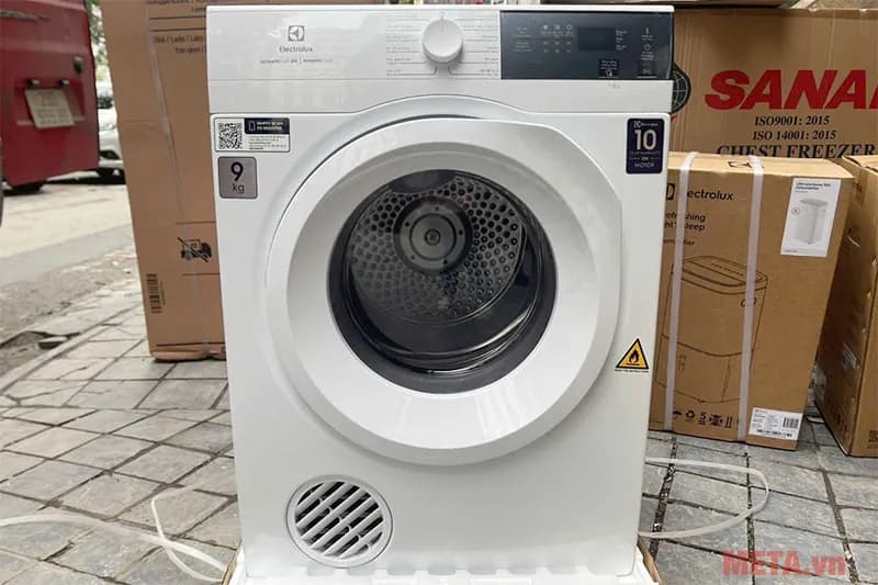 So sánh giá Máy sấy thông hơi Electrolux UltimateCare 300 9 kg EDV904H3EC - Tìm sản phẩm giá rẻ nhất - Ảnh 2
