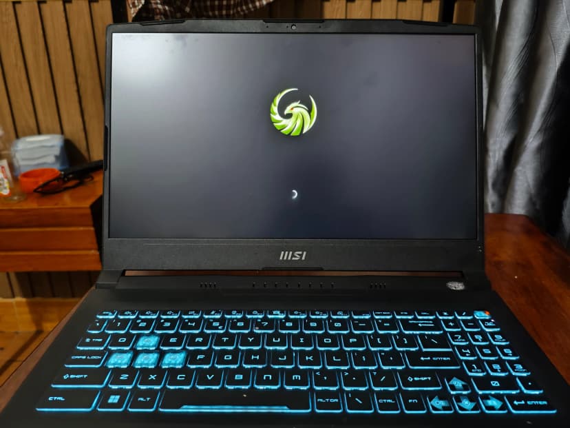 Laptop MSI Gaming Bravo 15 B7ED - 010VN (R5 7535HS, 16GB, 512GB, RX 6550M 4GB, Full HD 144Hz, Win11) - Giá rẻ nhất hôm nay - Ảnh 5