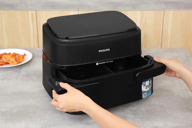 So sánh giá Nồi chiên không dầu Philips 7.1 lít NA150/00 rẻ nhất? - Ảnh 12