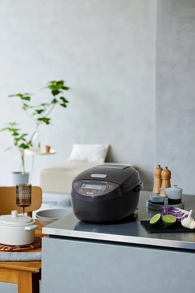 Top 1 so sánh giá Nồi cơm áp suất cao tần Tiger 1.0 lít JPK-W10W - Tìm sản phẩm giá rẻ nhất - Ảnh 24