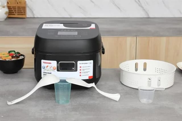 Nồi cơm cao tần Toshiba 1.5 lít RC-15IP1UVN(K) - Ảnh 9
