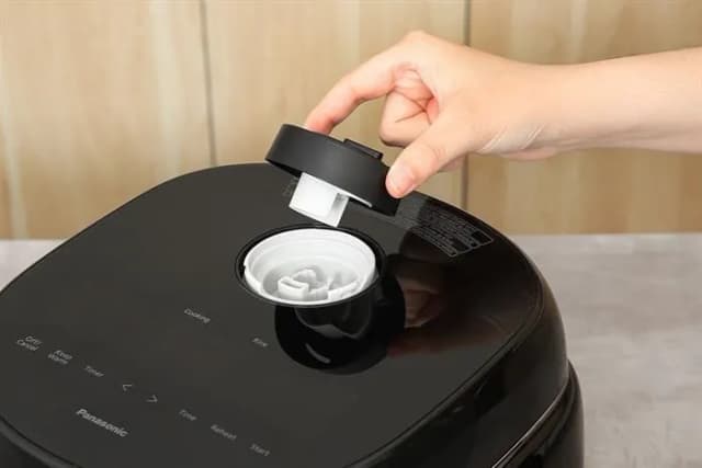 So sánh giá Nồi cơm điện tử Panasonic 1.8 lít SR-DM184KRA rẻ nhất? - Ảnh 14