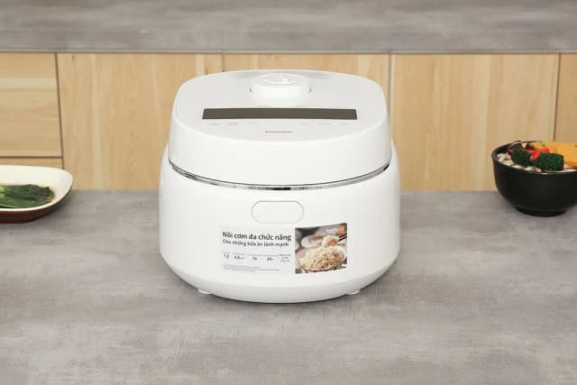 So sánh giá Nồi cơm điện tử Panasonic 1 lít SR-DK104WRA rẻ nhất? - Ảnh 3
