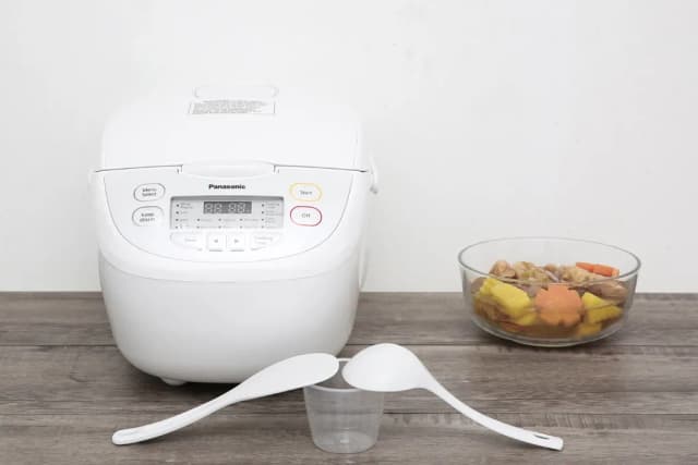 So sánh giá Nồi cơm điện tử Panasonic 1.8 lít SR-CL188WRAM rẻ nhất? - Ảnh 16