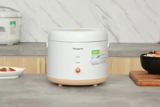 So sánh giá Nồi cơm nắp gài Kangaroo 0.8 lít KGRC08M3 rẻ nhất? - Ảnh 2