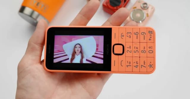 Điện thoại Nokia 220 4G - 11