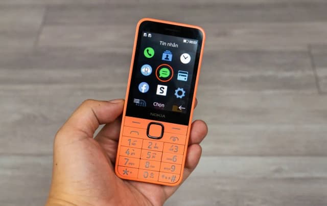 Điện thoại Nokia 220 4G - 8