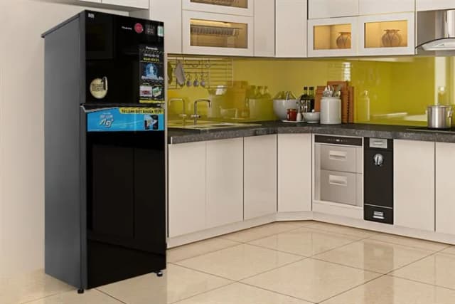 So sánh giá Tủ lạnh Panasonic Inverter 366 lít NR-TL381VGMV rẻ nhất? - Ảnh 3