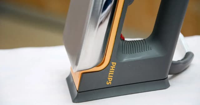 So sánh giá Bàn ủi khô Philips HD1172 1100W rẻ nhất? - Ảnh 18