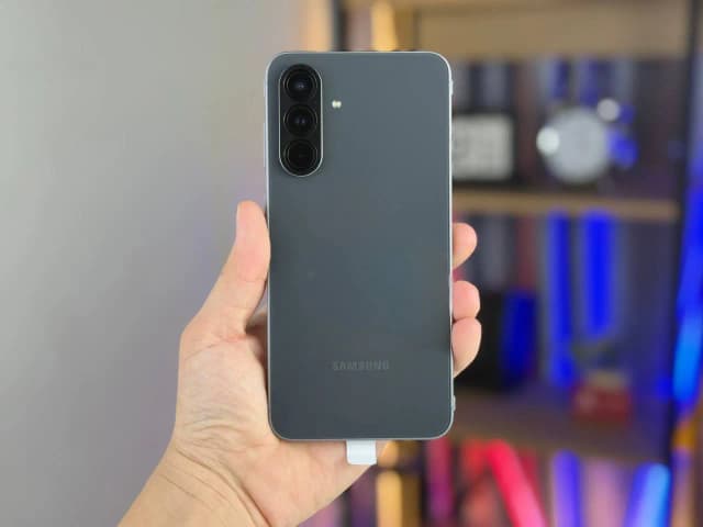 Điện thoại Samsung Galaxy A56 5G 8GB/256GB - 18