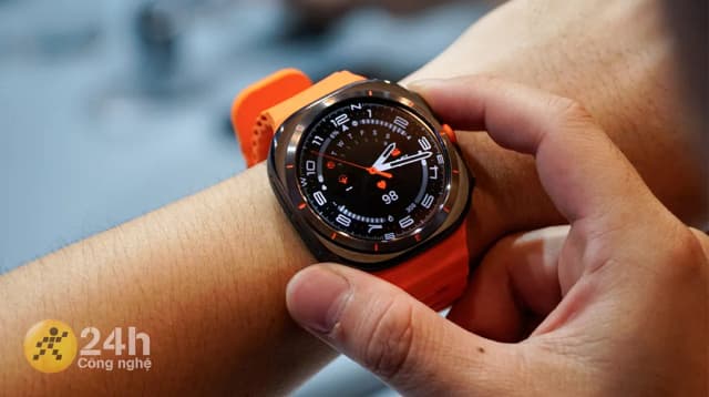 So sánh giá Samsung Galaxy Watch Ultra LTE 47mm dây silicone rẻ nhất? - Ảnh 20