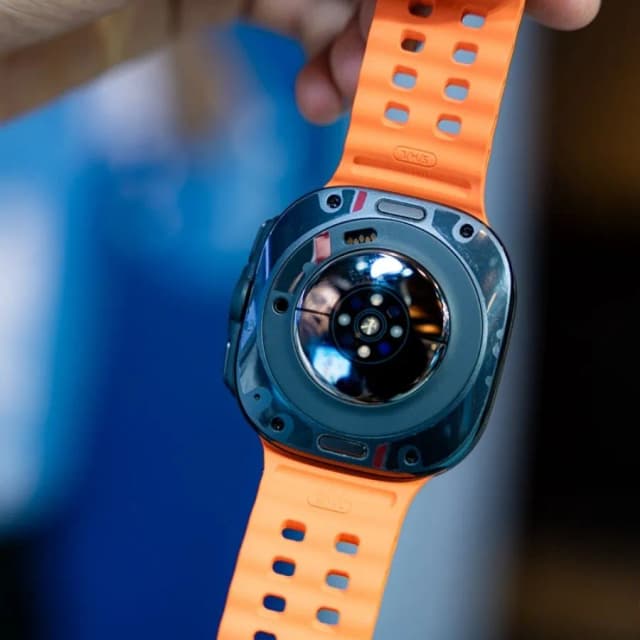 So sánh giá Samsung Galaxy Watch Ultra LTE 47mm (2025) dây silicone rẻ nhất? - Ảnh 15