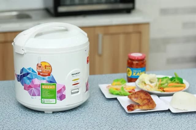 So sánh giá Nồi cơm nắp gài Sharp 1.8 lít KS-18TJV rẻ nhất? - Ảnh 2