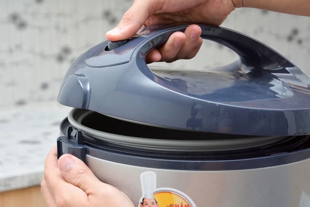 So sánh giá Nồi cơm nắp gài Sharp 2.2 lít KS-R231STV rẻ nhất? - Ảnh 20