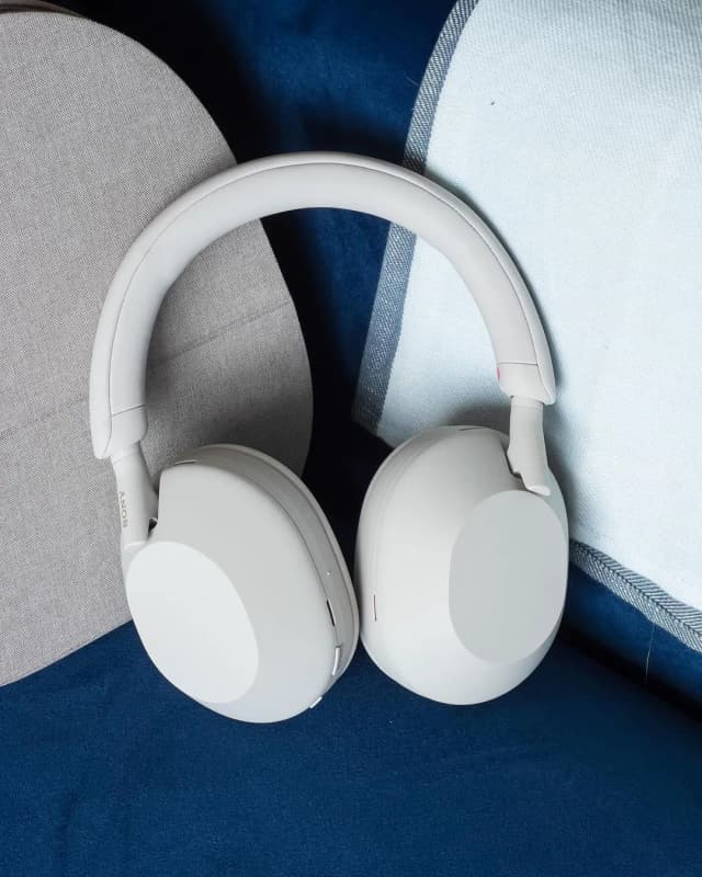 So sánh giá Tai nghe Bluetooth Chụp Tai Sony WH1000XM5 rẻ nhất? - Ảnh 17