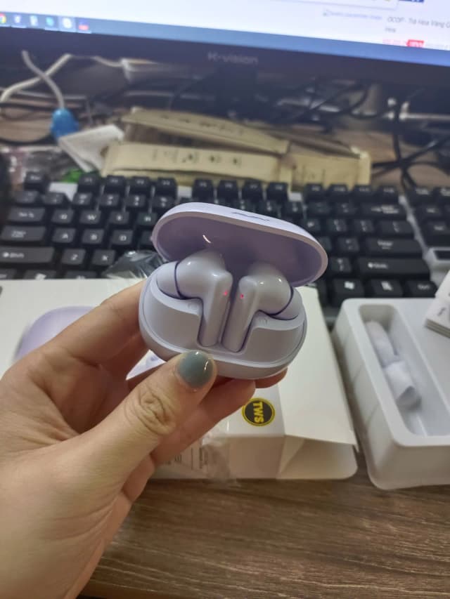 So sánh giá Tai nghe Bluetooth True Wireless AVA+ FreeGo PT52 rẻ nhất? - Ảnh 15