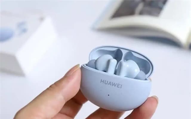 So sánh giá Tai nghe Bluetooth True Wireless Huawei T0014 FreeBuds 5i rẻ nhất? - Ảnh 10
