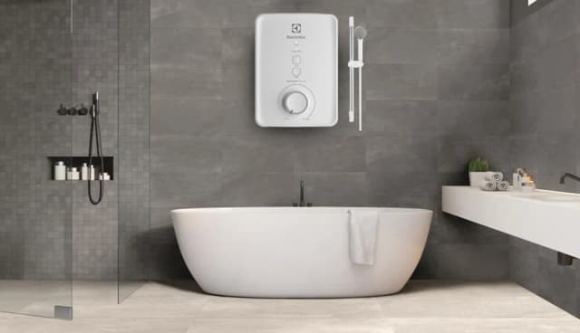 So sánh giá Máy nước nóng trực tiếp Electrolux 4500W EWE451PX-DWX6 rẻ nhất? - Ảnh 6