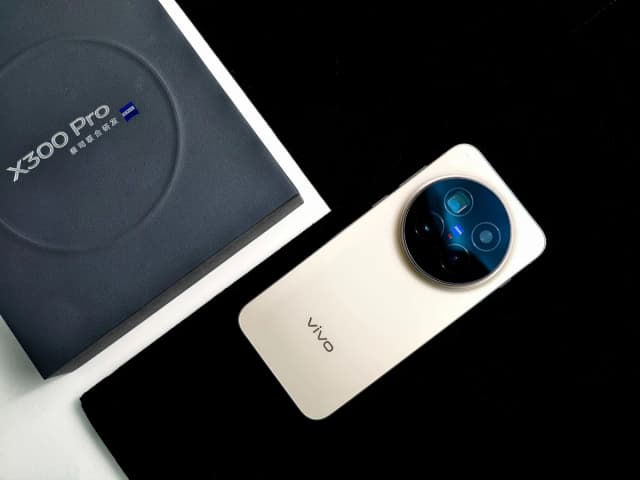 Top 1 so sánh giá Điện thoại vivo X300 Pro 5G 16GB/512GB - Tìm sản phẩm giá rẻ nhất - Ảnh 6