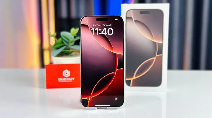 So sánh Điện thoại iPhone 16 Pro Max 1TB vs Điện thoại iPhone 17 Pro 512GB