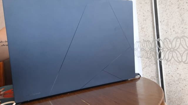 Laptop Asus Zenbook 14 UX3405CA - PZ187WS (Ultra 5 225H, 16GB, 512GB, 2.8K OLED 120Hz, Cảm ứng, OfficeH24+365, Win11) - 11