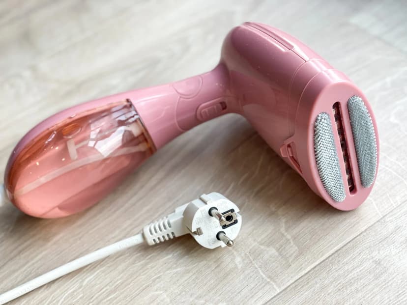 Bàn ủi hơi nước cầm tay Midea MGS21100BPBE 2100W - Giá rẻ nhất hôm nay - Ảnh 2