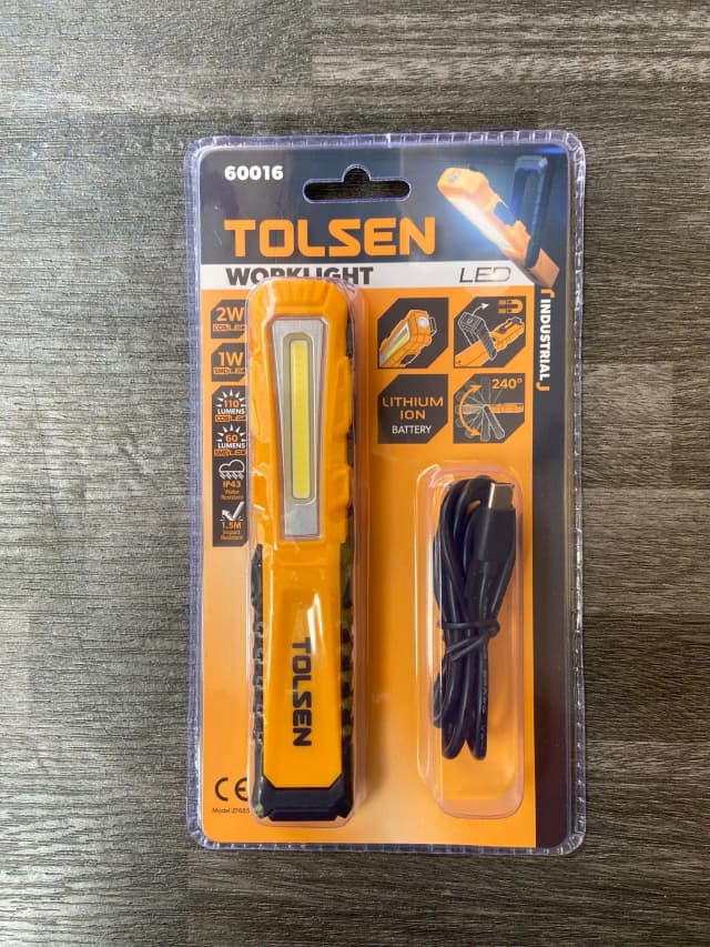 So sánh giá Đèn sạc Tolsen 60016 rẻ nhất? - Ảnh 2