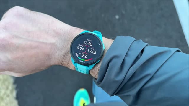 So sánh giá Garmin Forerunner 165 43mm dây silicone rẻ nhất? - Ảnh 16