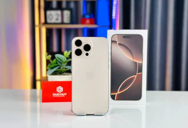 Điện thoại iPhone 16 Pro Max 512GB - 16